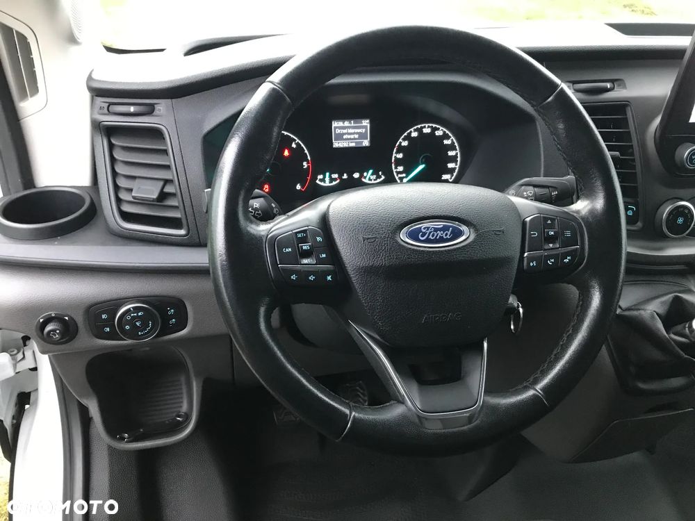 Ford Transit - 19