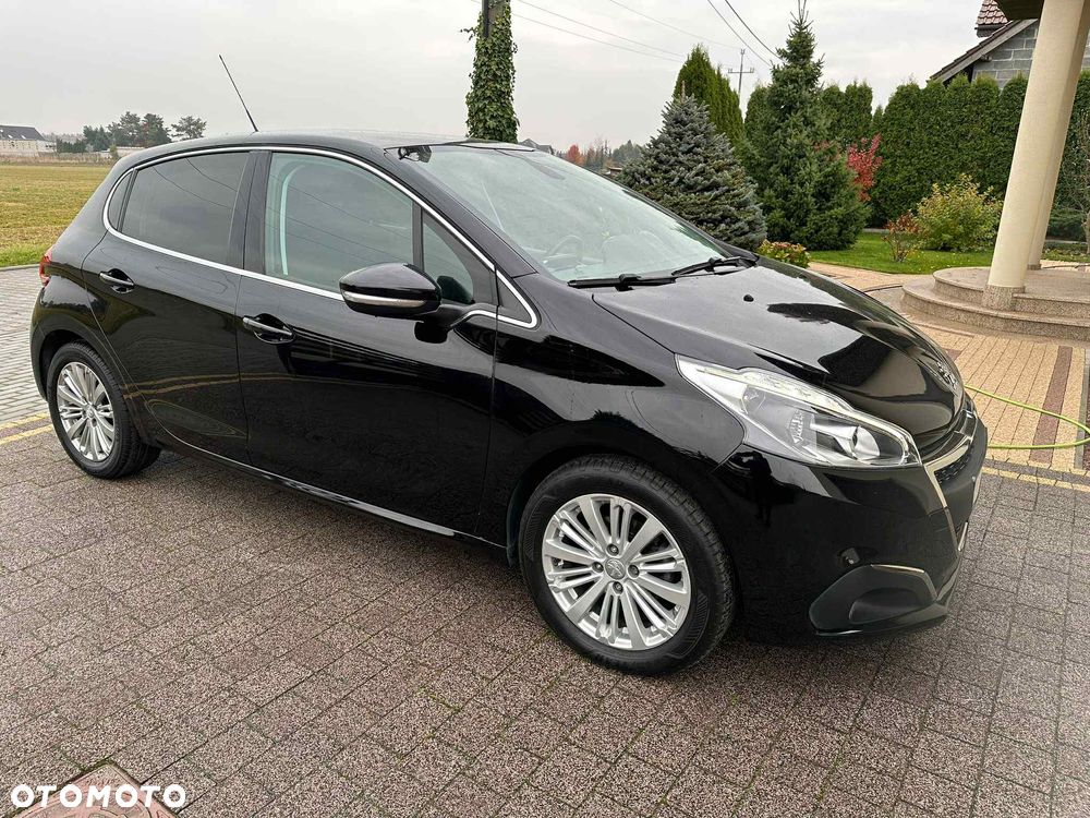 Peugeot 208 1.5 BlueHDi Allure S&S - 10