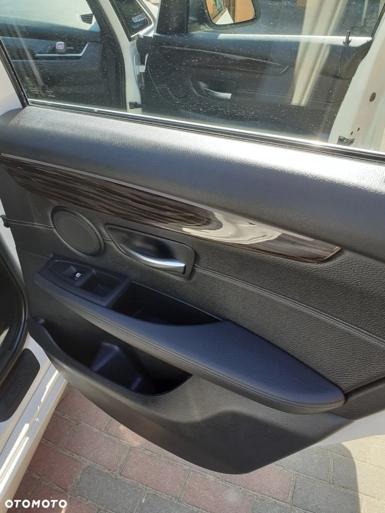 BMW Seria 2 216d Luxury Line - 38