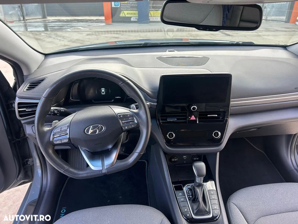 Hyundai IONIQ Plug-in-Hybrid 1.6 GDI Style - 9