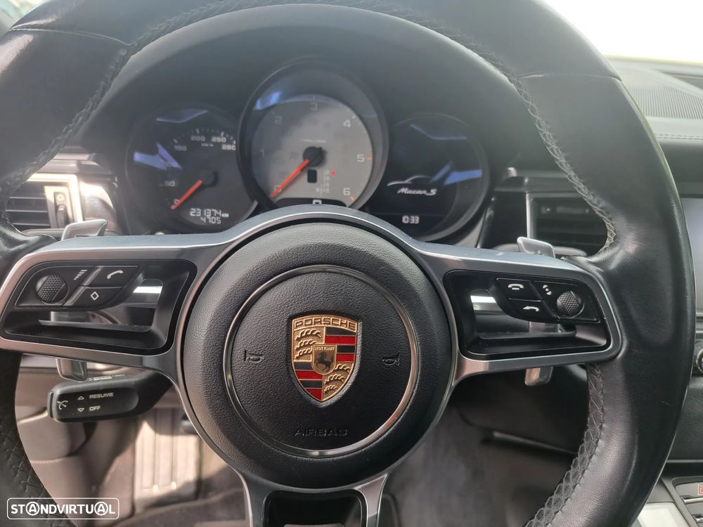 Porsche Macan S - 10