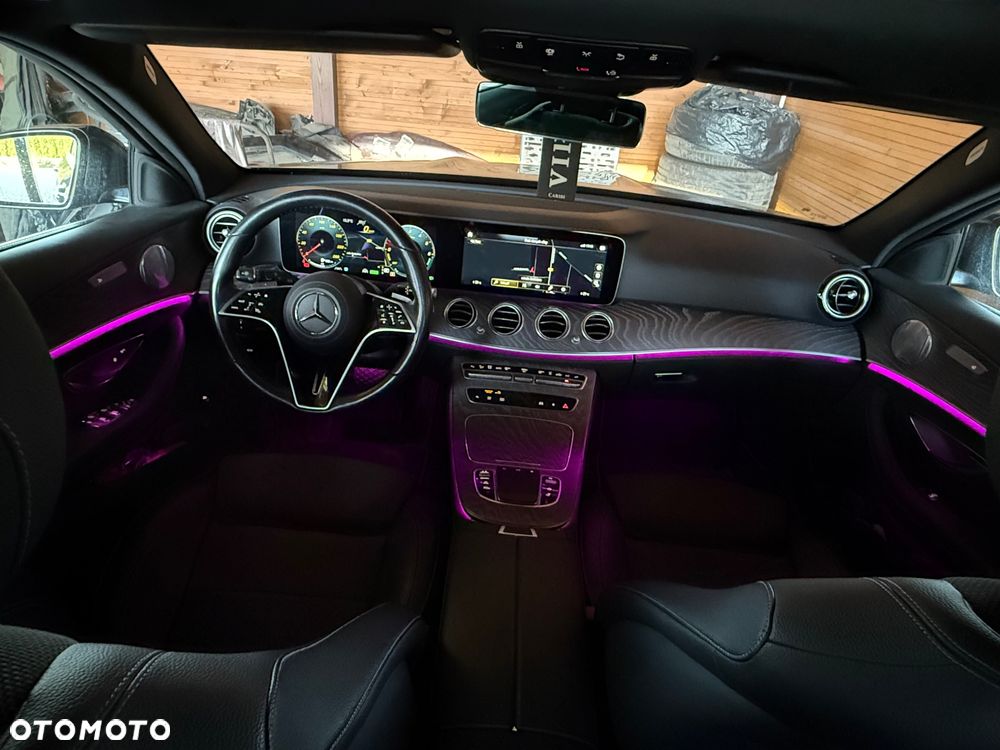 Mercedes-Benz Klasa E 300 de 9G-TRONIC AMG Line - 18