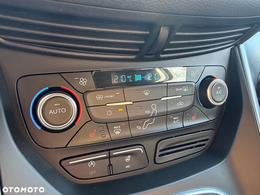 Ford Kuga - 22
