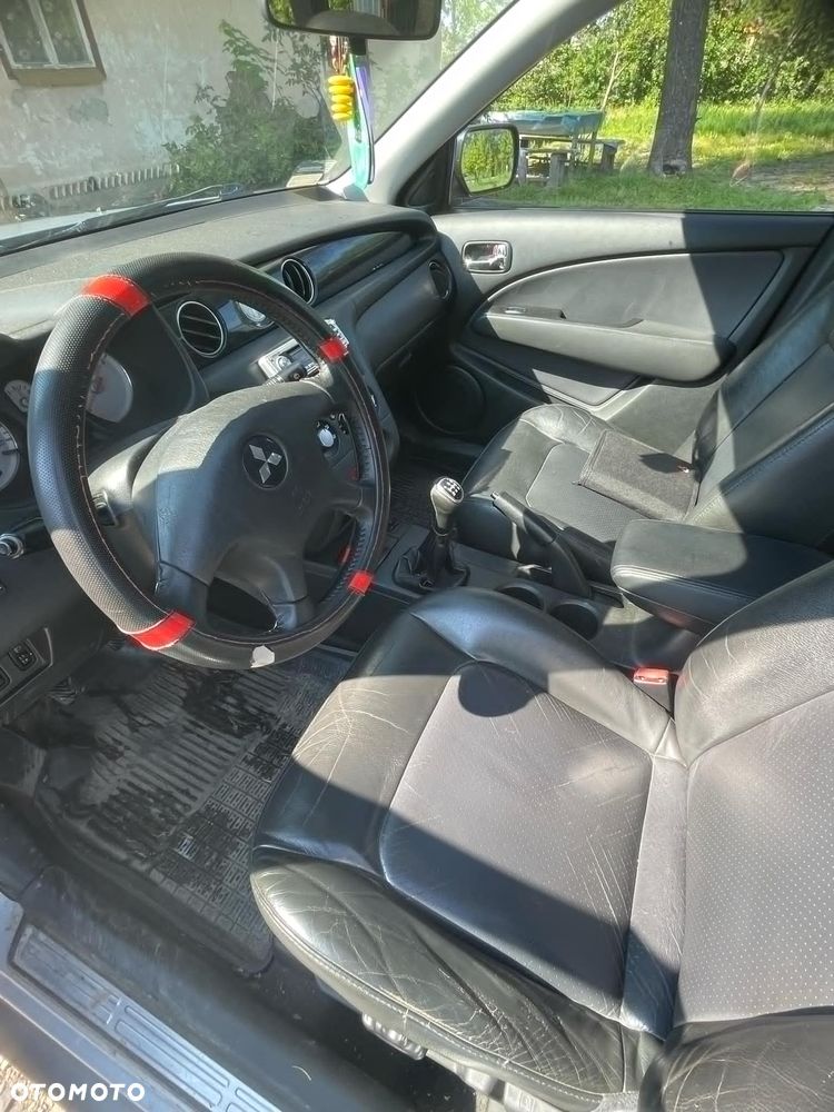 Mitsubishi Outlander 2.4 Intense - 6