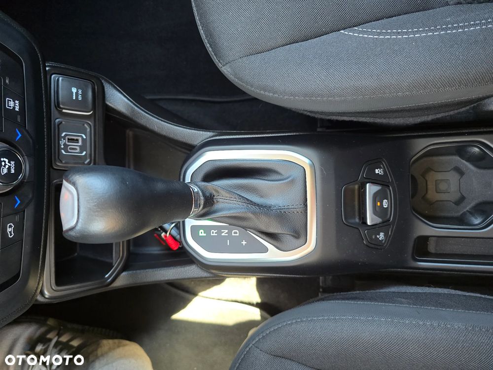 Jeep Renegade 1.5 T4 mHEV Altitude FWD S&S DCT - 24