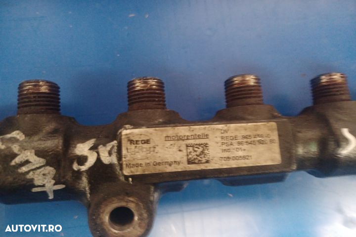 Rampa injectoare 965459 9654592680 709005921 Ford C-Max 1 [2003 - 200 - 3