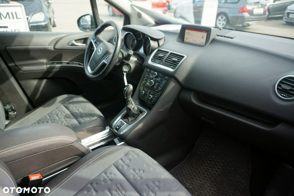 Opel Meriva - 8