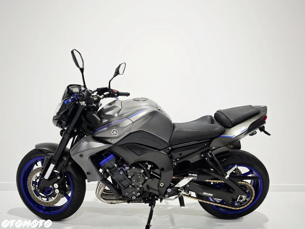 Yamaha FZ - 4