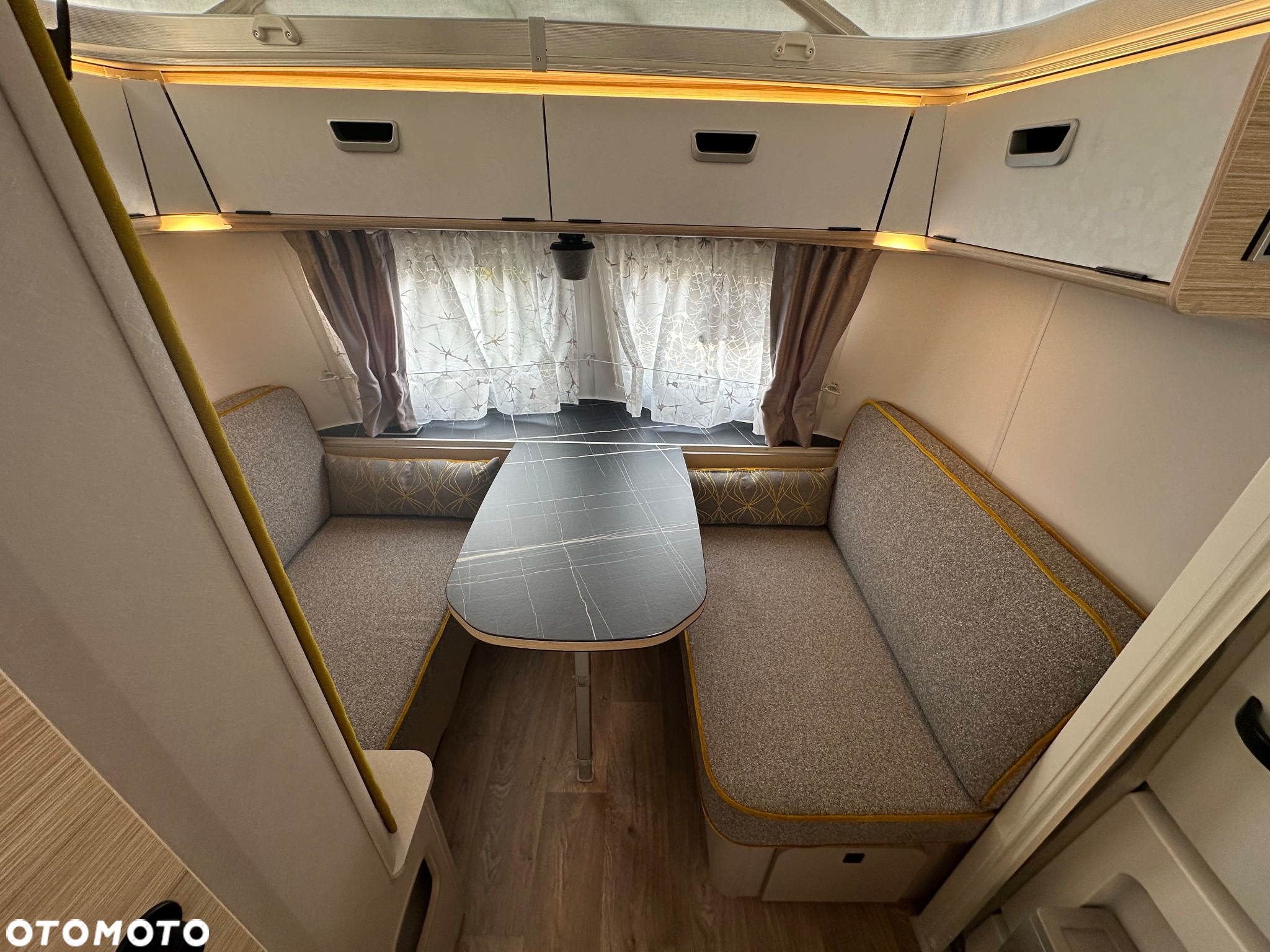 Hymer-Eriba Touring 530 Nugget Gold Edition - 12