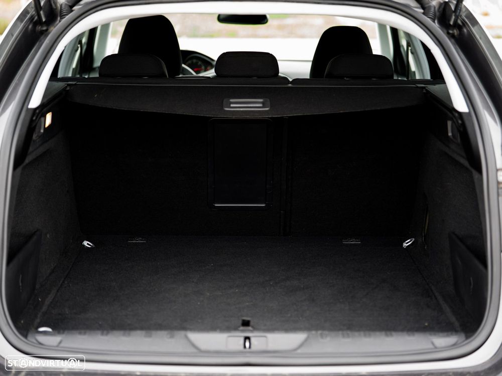 Peugeot 308 SW 1.5 BlueHDi Style - 11