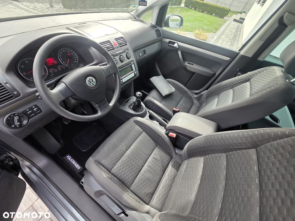 Volkswagen Touran 1.9 TDI DPF Highline - 12