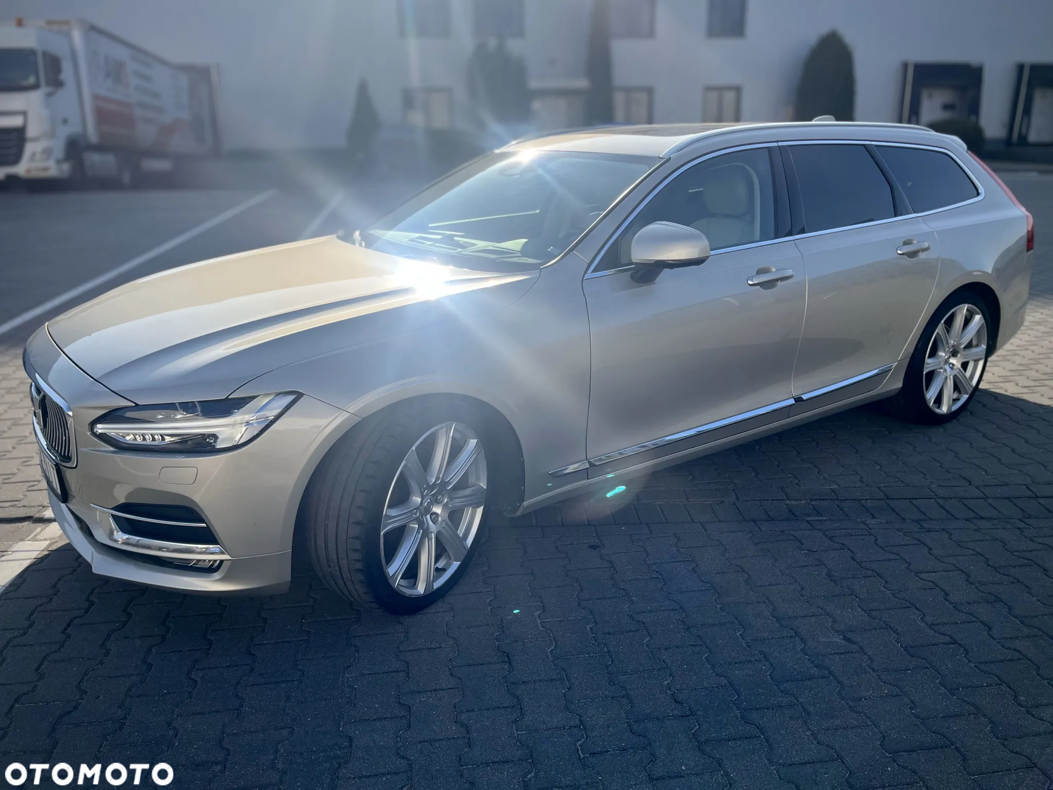 Volvo V90 D4 Inscription - 3