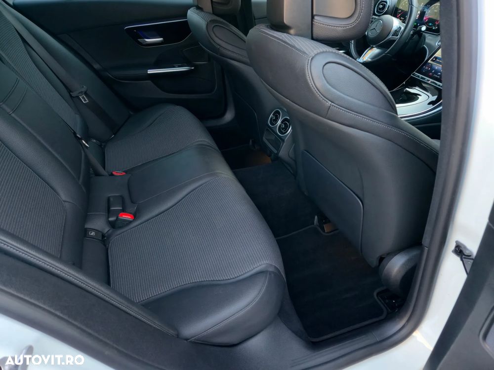 Mercedes-Benz C 180 9G-TRONIC Edition Avantgarde - 24