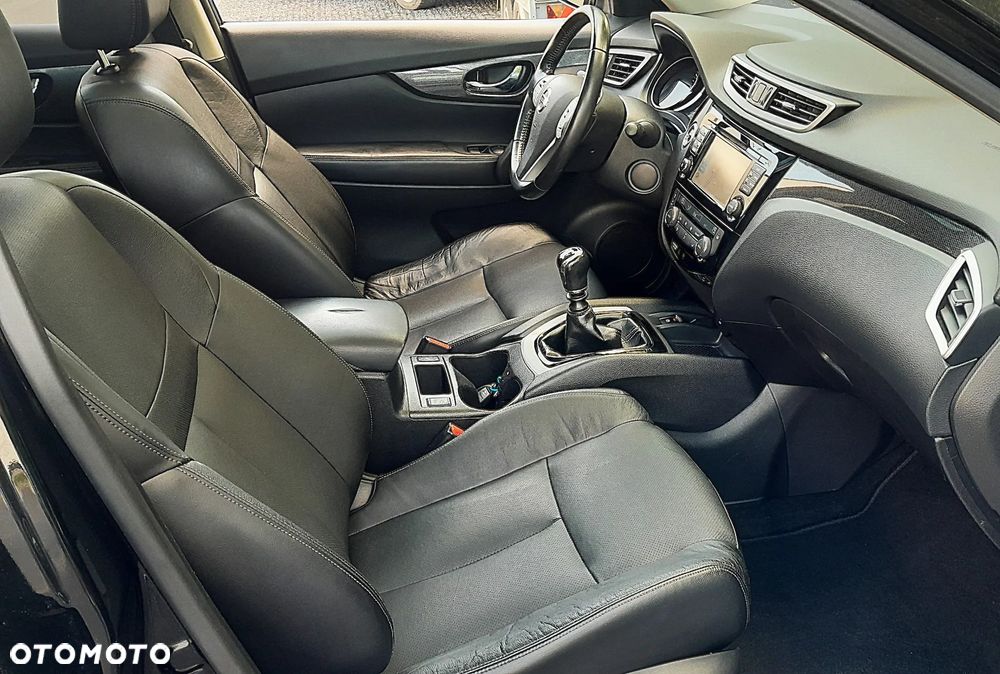 Nissan X-Trail 1.6 DIG-T Tekna 2WD 7os - 18