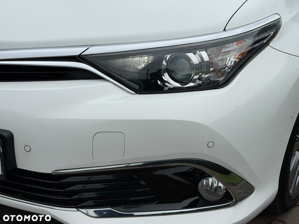 Toyota Auris 1.8 VVT-i Automatik Free Style - 12