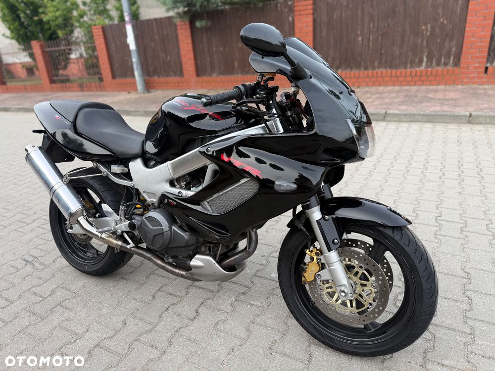 Honda VTR - 3