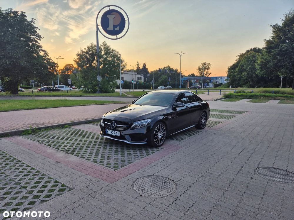 Mercedes-Benz Klasa C AMG 43 4-Matic - 21