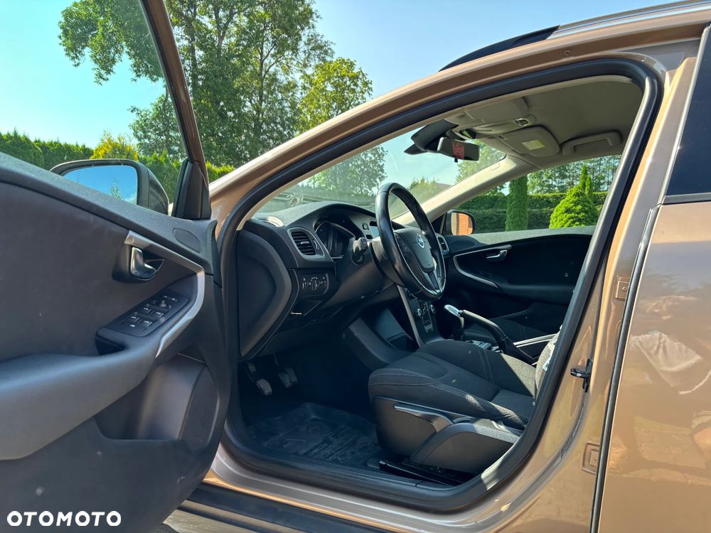 Volvo V40 Cross Country D2 Kinetic - 9