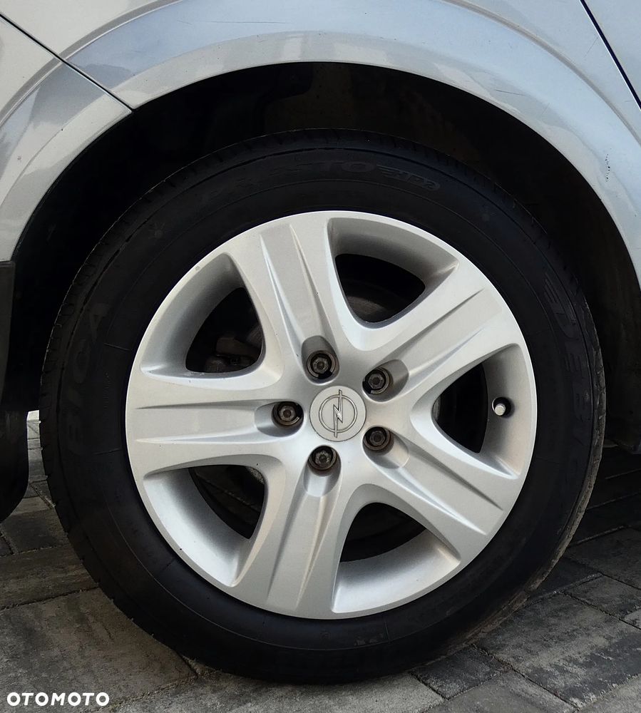 Opel Astra 1.4 Sport - 17