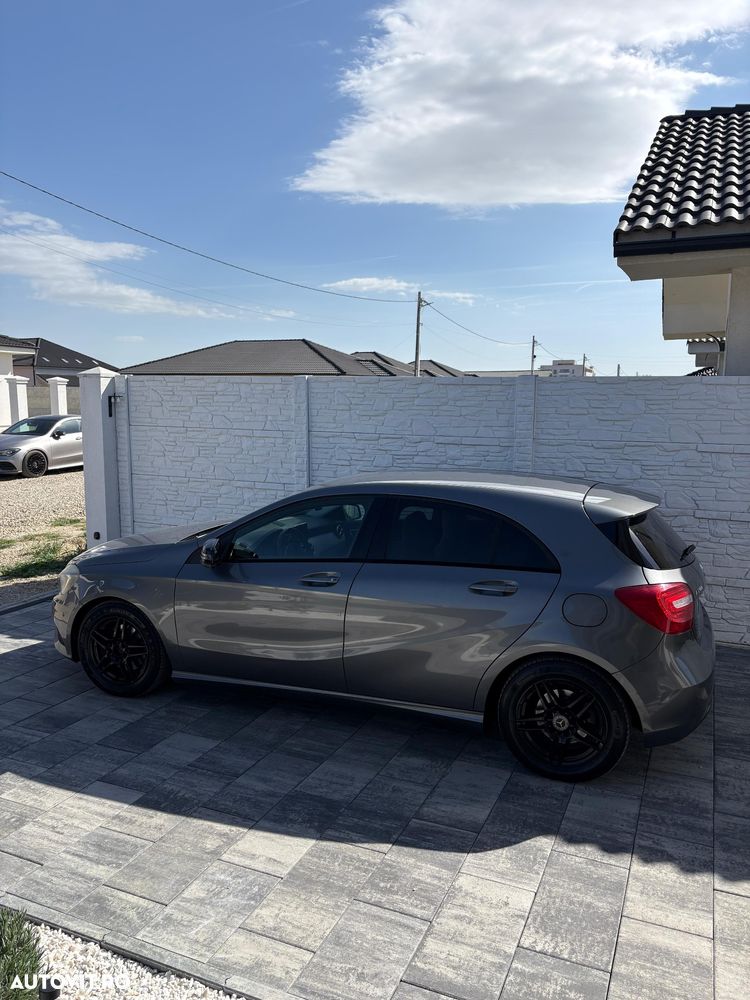 Mercedes-Benz A 200 Activity Edition - 3