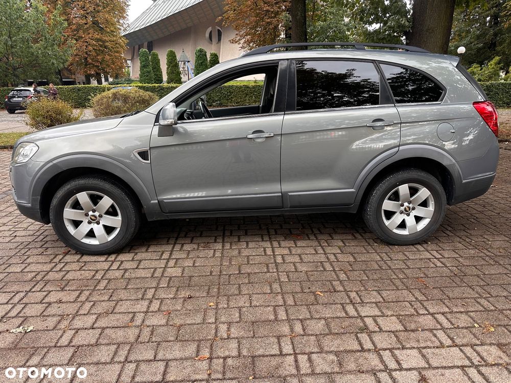 Chevrolet Captiva 2.0 4WD 7 Sitzer Automatik LT Exclusive - 40