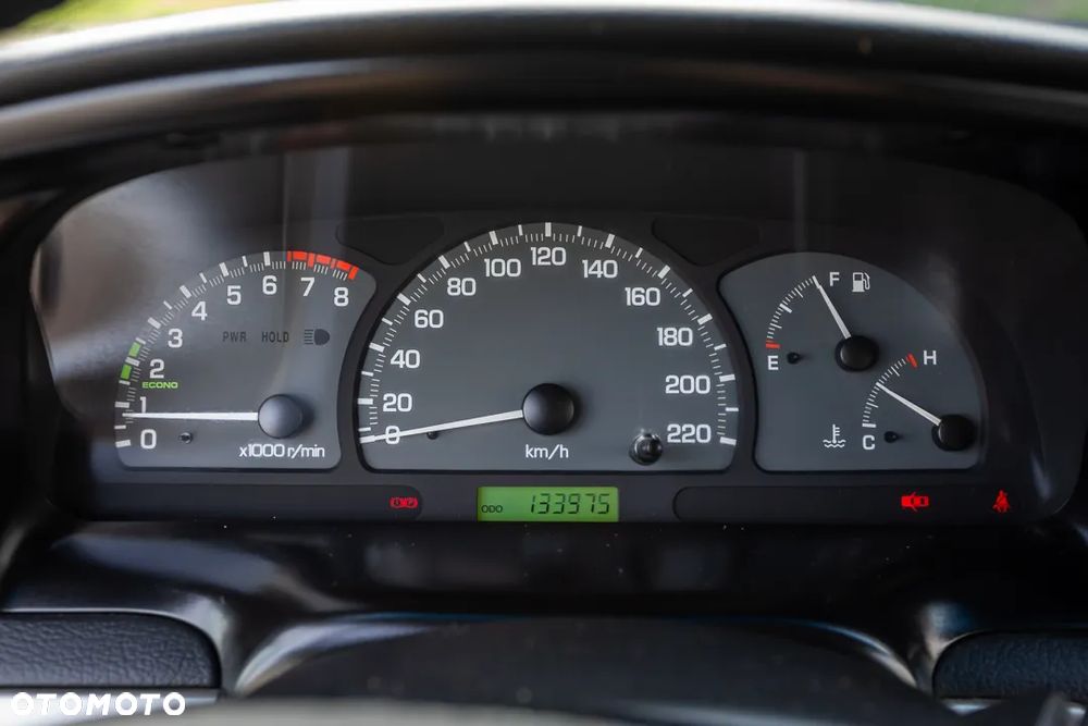 Chevrolet Rezzo 1.6 SE - 24