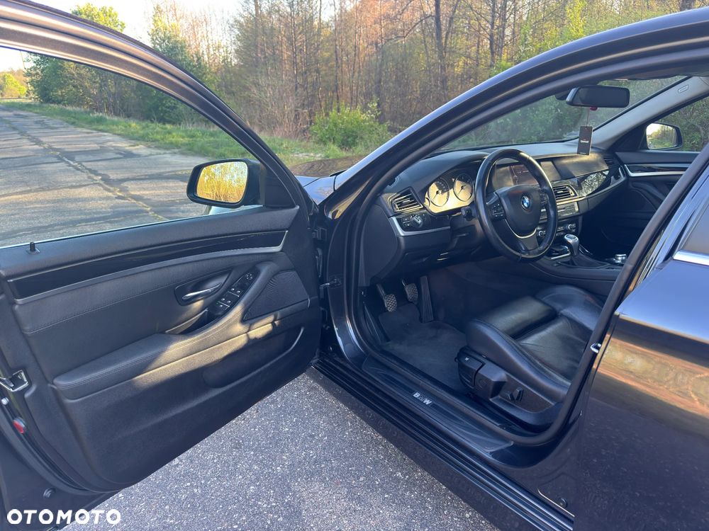 BMW Seria 5 520d - 11