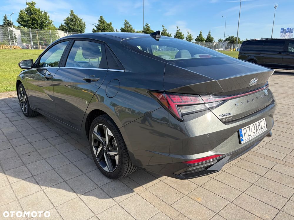 Hyundai Elantra 1.6 Smart - 5