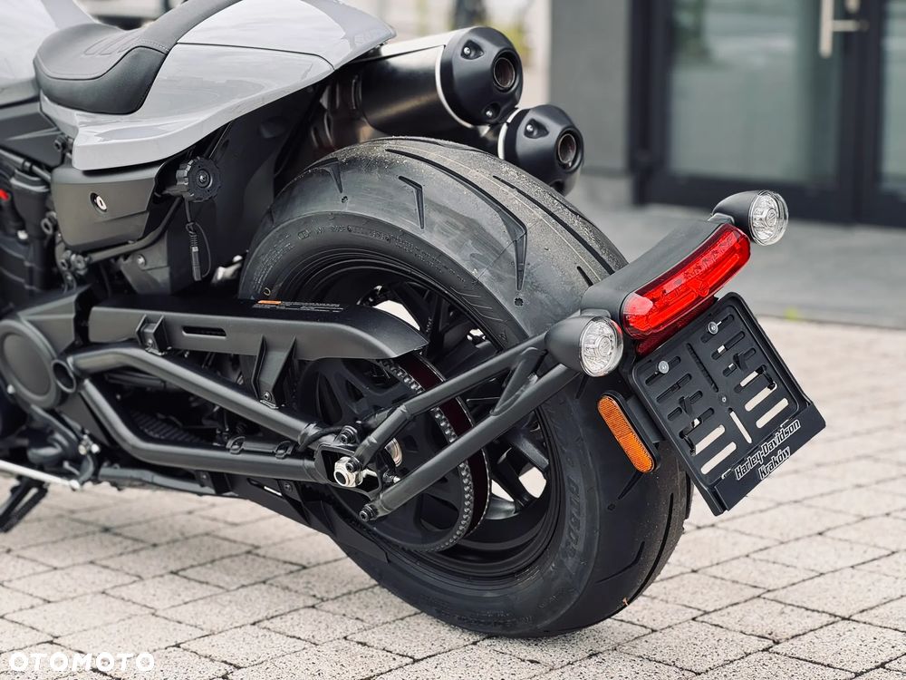 Harley-Davidson Sportster - 22