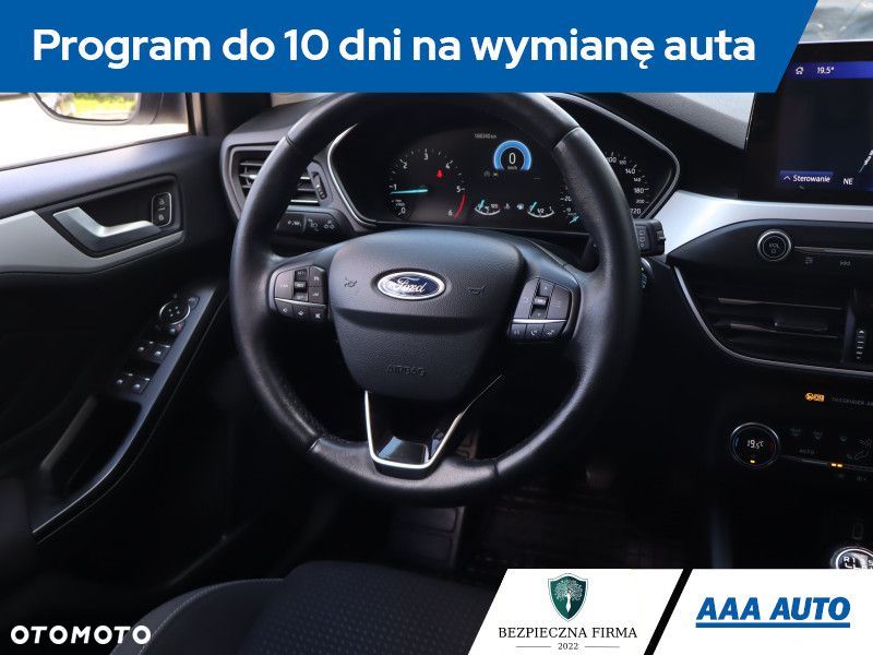 Ford Focus SW - 9