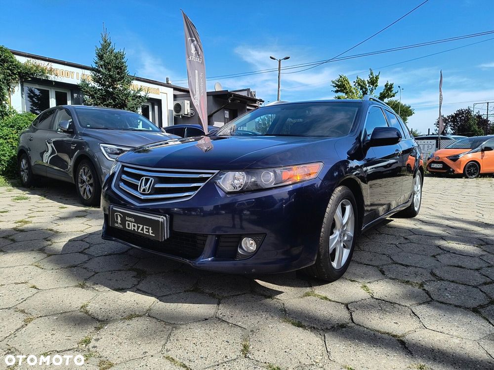 Honda Accord - 1
