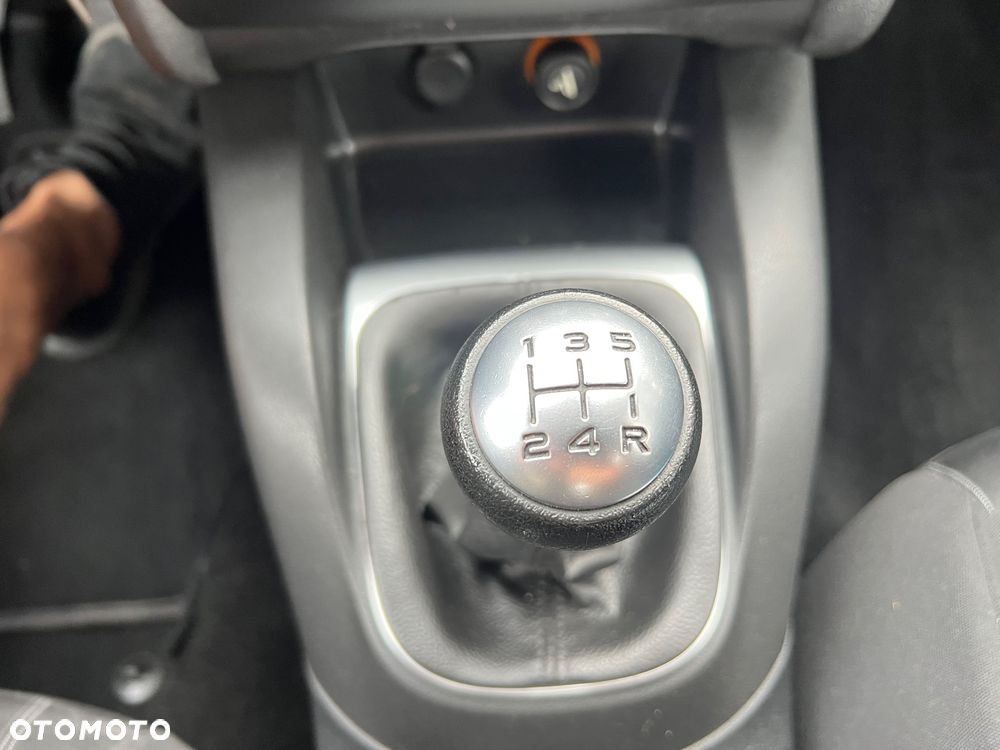 Citroën C4 VTi 95 Attraction - 36