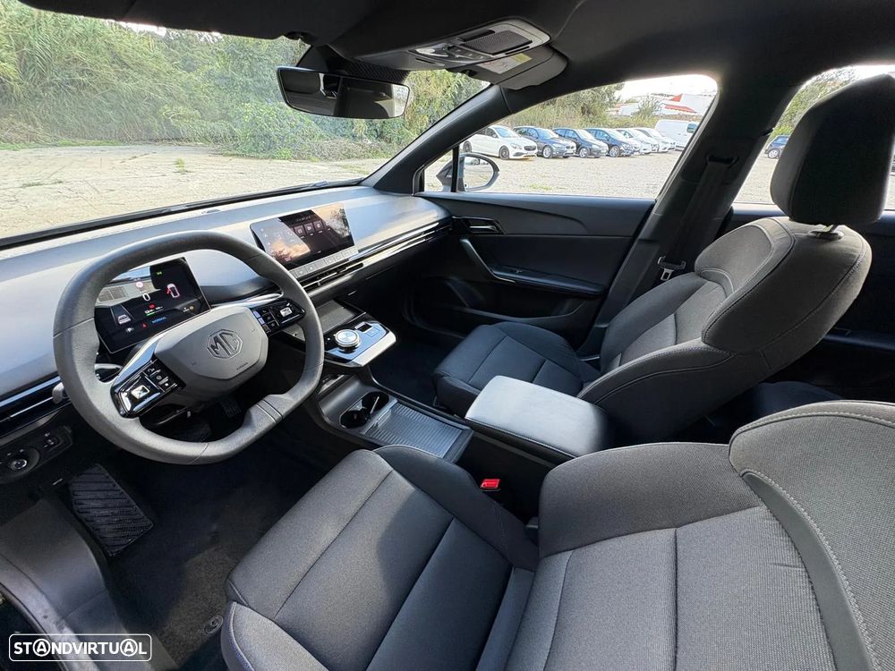 MG MG4 51 kWh Standard - 7