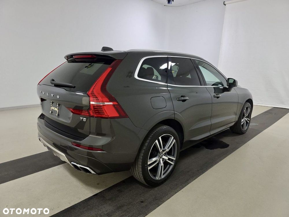Volvo XC 60 T5 AWD Inscription - 4