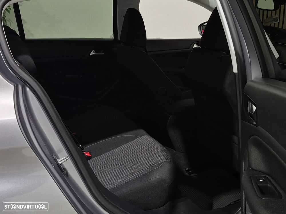 Peugeot 308 1.6 BlueHDi Allure J17 - 17
