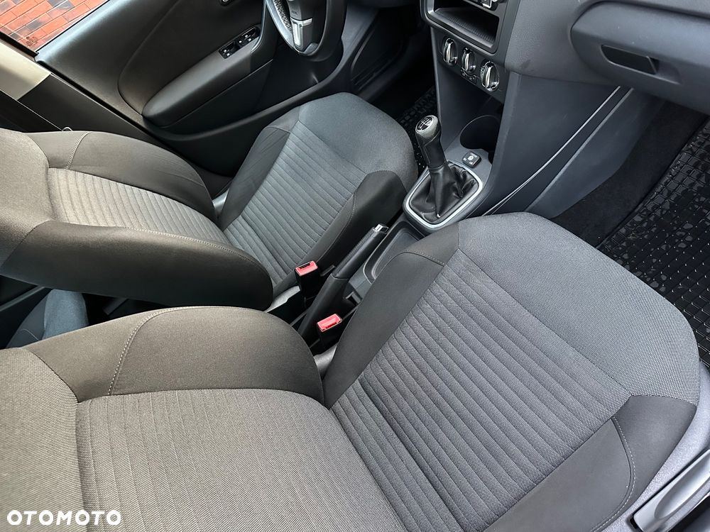 Volkswagen Polo - 18