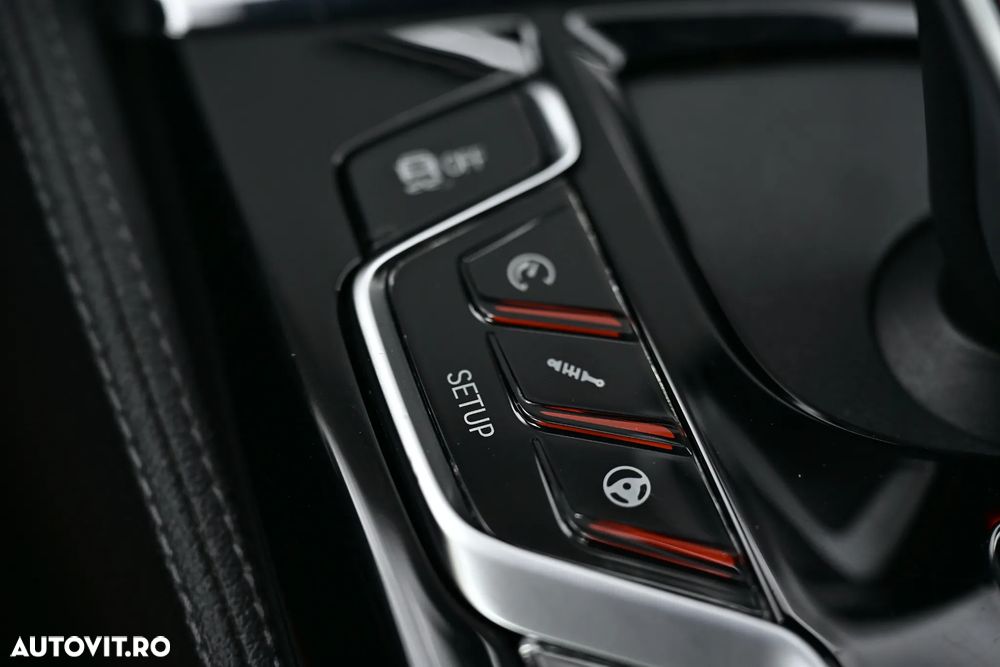 BMW M5 Competition - 30