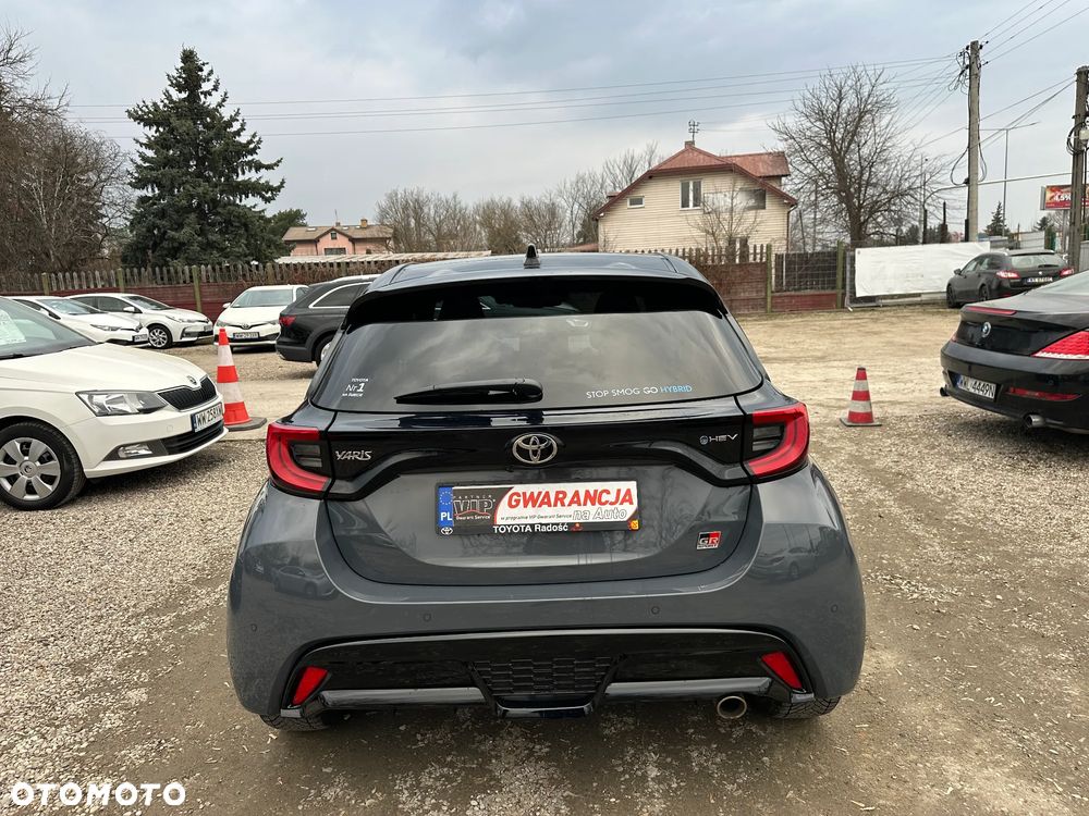 Toyota Yaris Hybrid 1.5 GR Sport - 9
