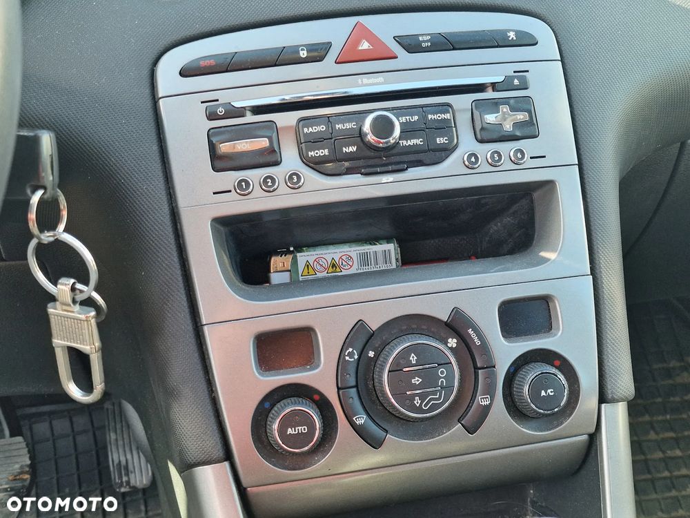 Peugeot 308 1.6 HDi Premium Plus - 8