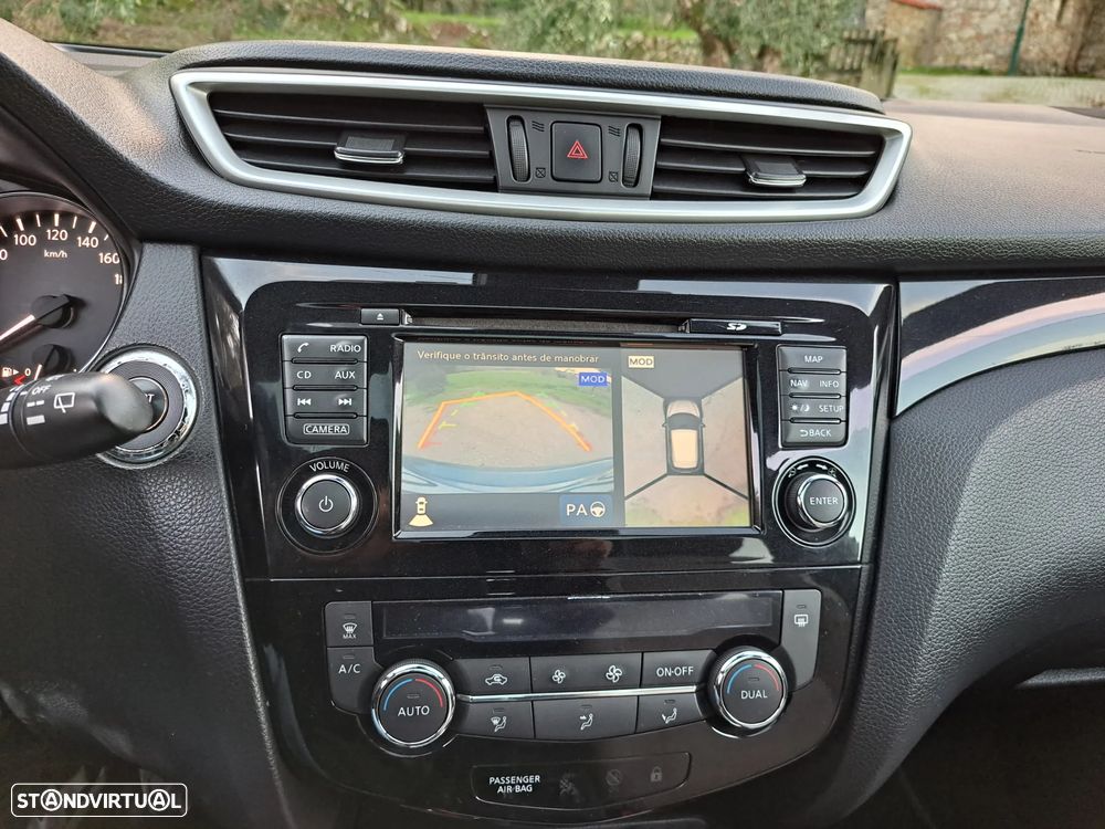 Nissan Qashqai 1.5 dCi Tekna - 26