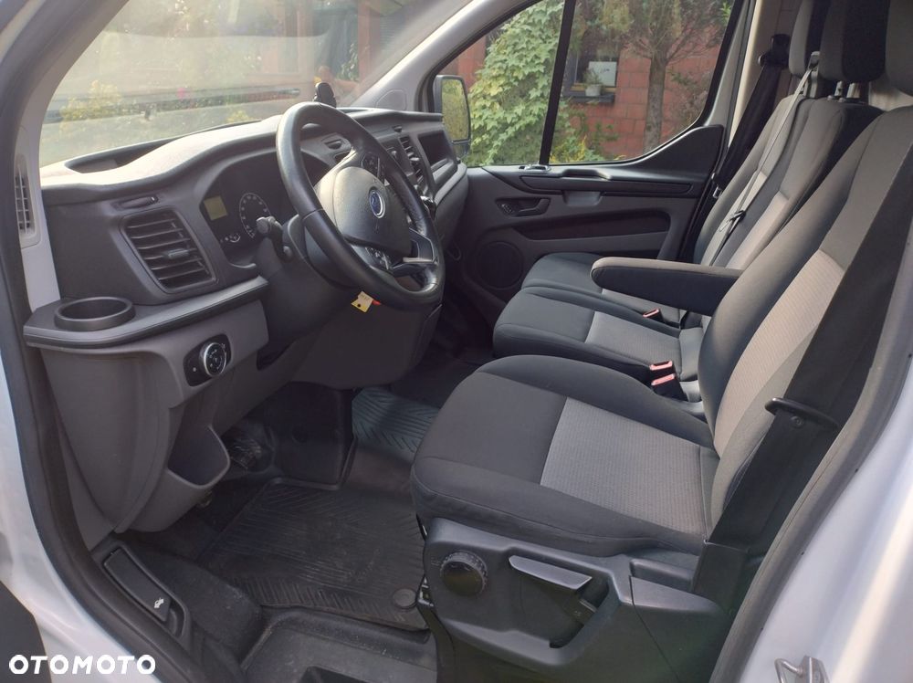 Ford Transit Custom - 14