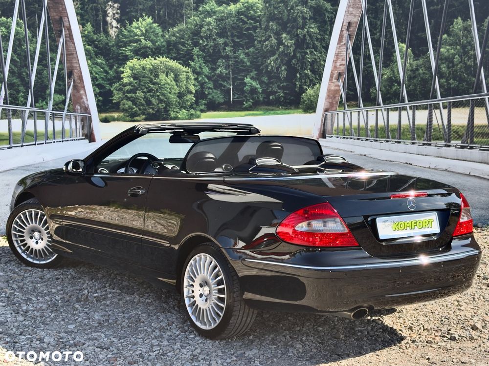 Mercedes-Benz CLK - 17