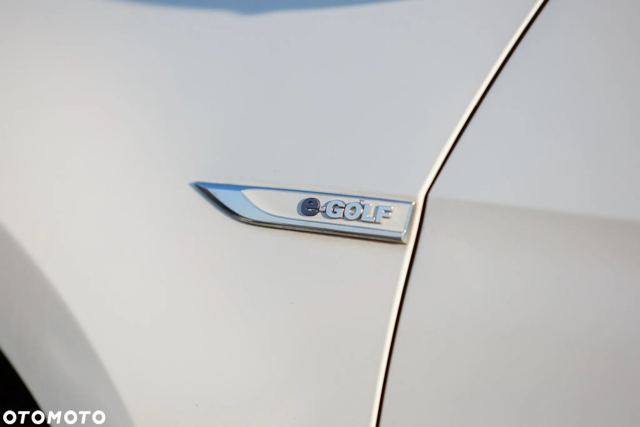 Volkswagen Golf e-Golf - 15