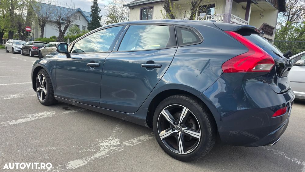 Volvo V40 D2 Kinetic - 4