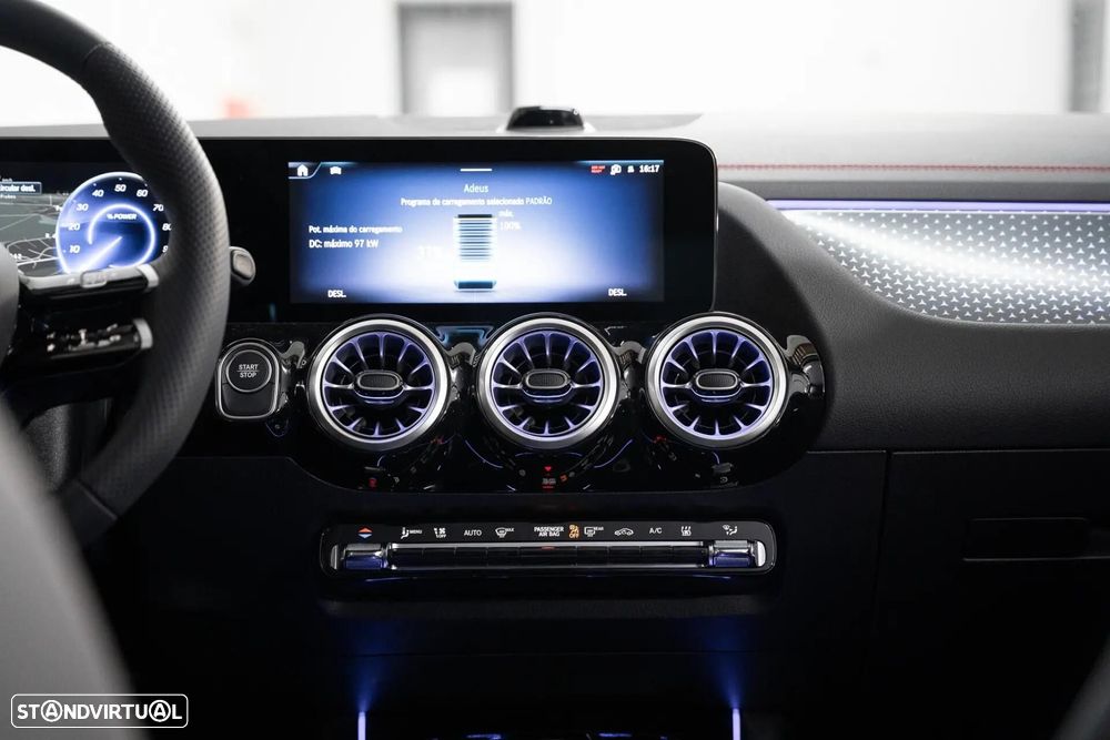 Mercedes-Benz EQA 250+ AMG Line - 12