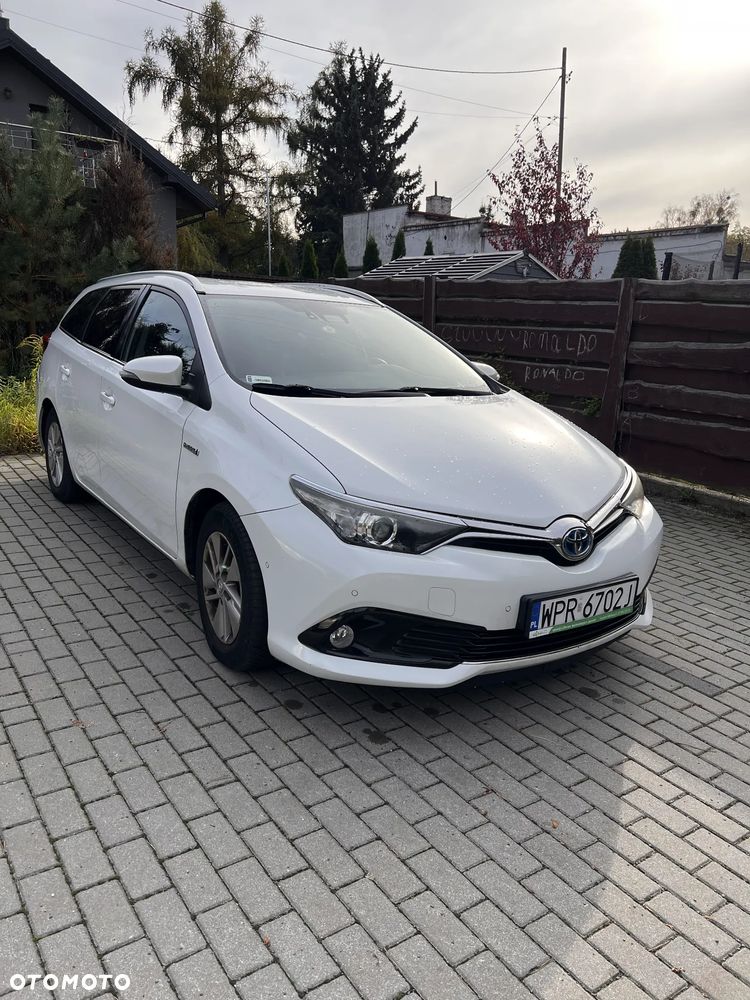Toyota Auris 2016 photo 5