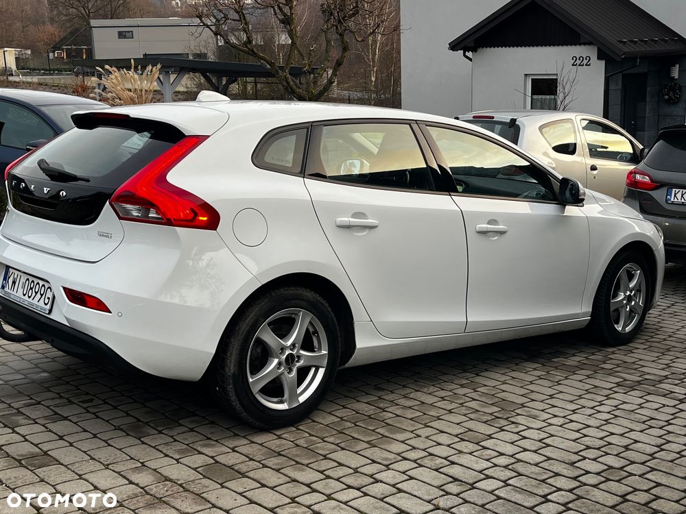 Volvo V40 T2 - 6