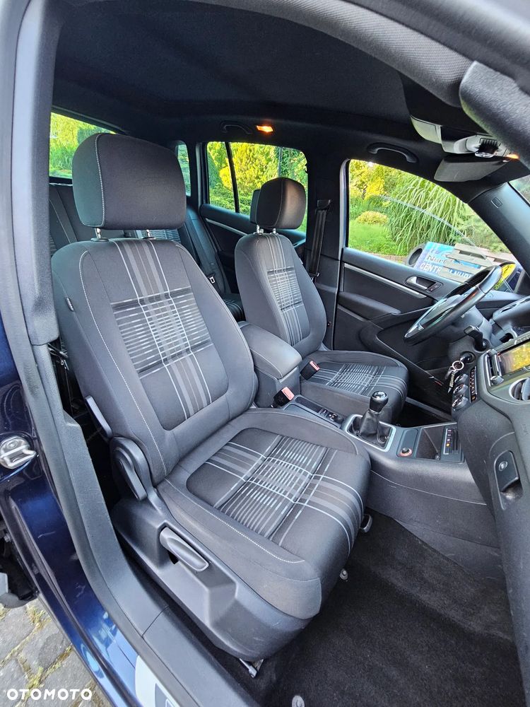 Volkswagen Tiguan 2.0 TDI SCR BlueMotion Technology Lounge Sport & Style - 6