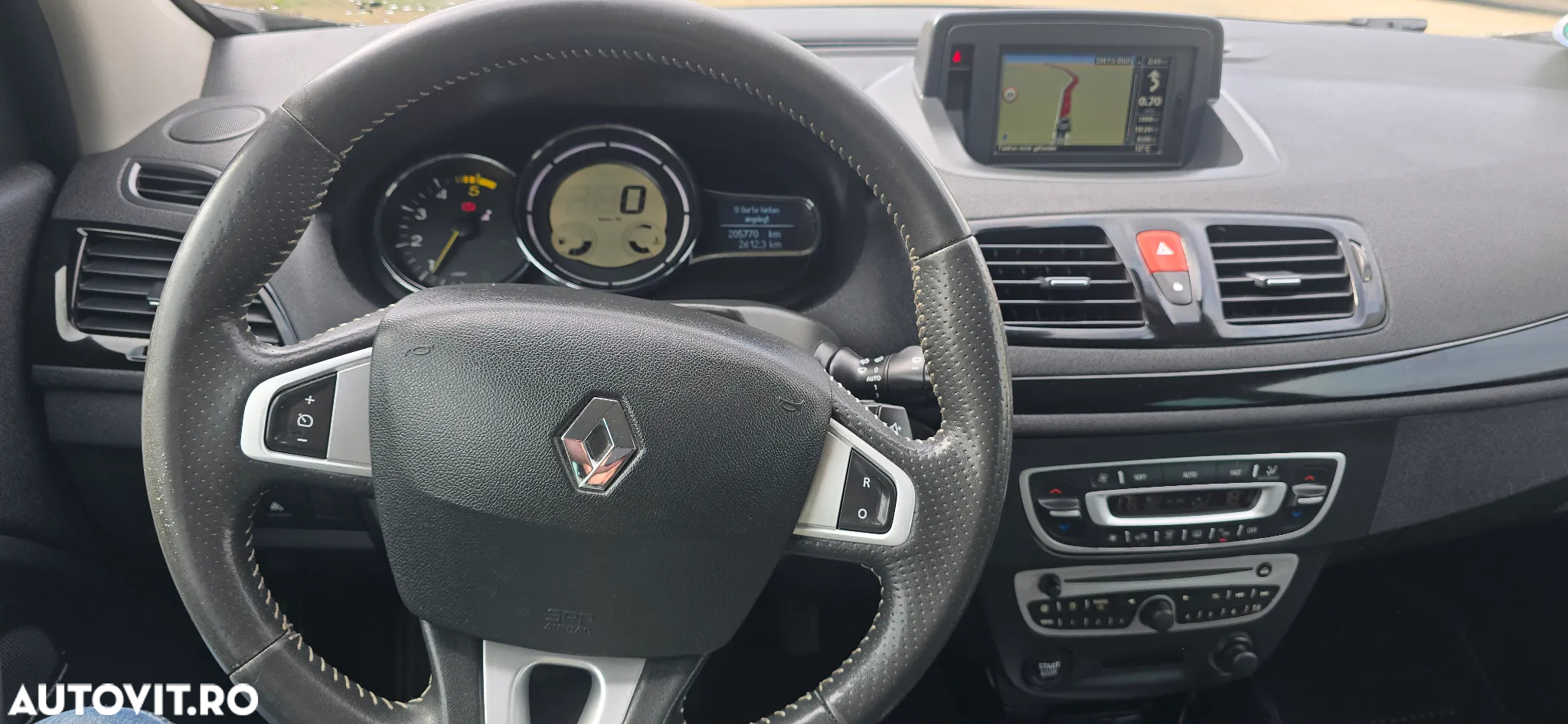 Renault Megane dCi 130 FAP BOSE Edition - 18
