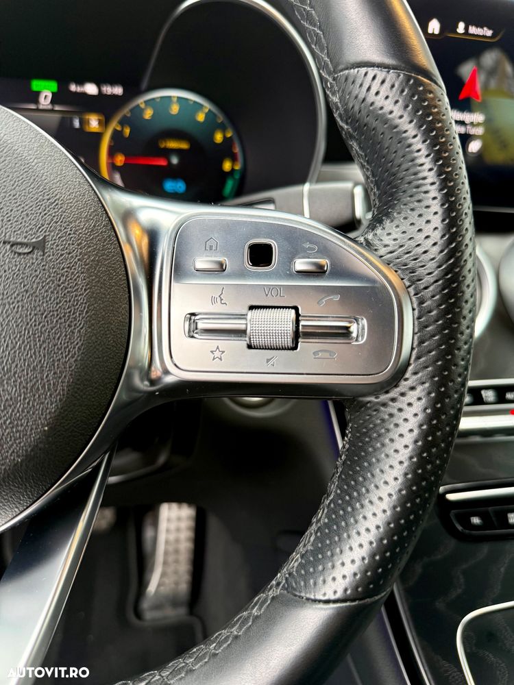 Mercedes-Benz GLC Coupe 300 de 4Matic 9G-TRONIC AMG Line - 19